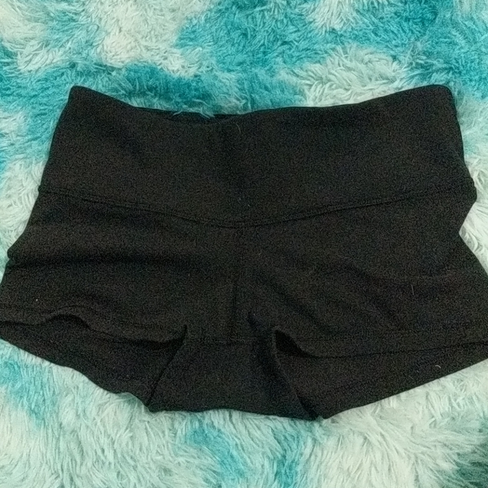 Lulu Lemon shorts black